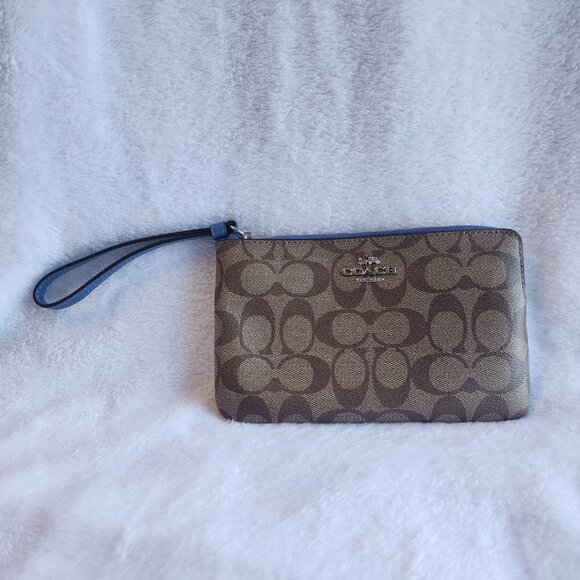 NWT COACH Large Corner Zip Wristlet In Signature Canvas Khaki/Stone Blue 6648‎ - Picture 2 of 7